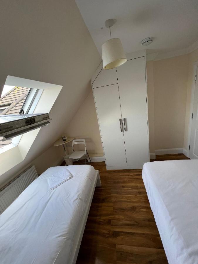 Rc Airport Rooms Stanwell Ngoại thất bức ảnh