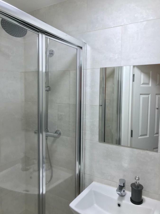 Rc Airport Rooms Stanwell Ngoại thất bức ảnh